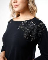 blusa malha bordada