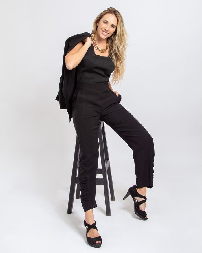 Calca-Reta-Alfaiataria-Twill-Lateral-com-Pregas-Preto
