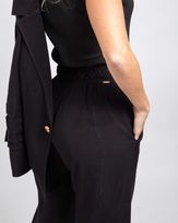 Calca-Reta-Alfaiataria-Twill-Lateral-com-Pregas-Preto