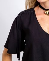 Blusa-Alfaiataria-Twill-Detalhe-de-Tranca-Preto