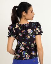 Blusa-Crepe-Floral-Black-Botoes-Cobertos-Preto