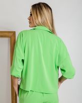 Camisa-Cropped-Alfaiataria-Regulagem-Na-Frente-Verde-Kiwi