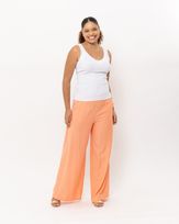 Blusa-Malha-Canelada-Decote-com-Renda-Branco