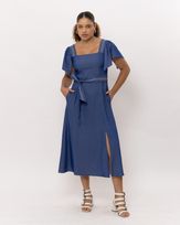 Vestido-Midi-Denim-Pespontos-Contrastantes-com-Faixa-Azul