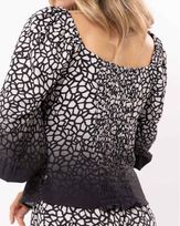 Blusa-Cropped-Crepe-Mosaico-Preto