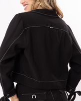 Casaqueto-Alfaiataria-Twill-Pespontos-Contrastantes-e-Ilhoses-Preto