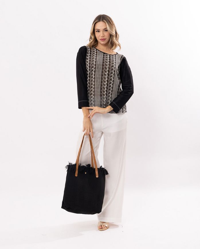 Blusa-Chiffon-Bordado-Mangas-Malha-Preto