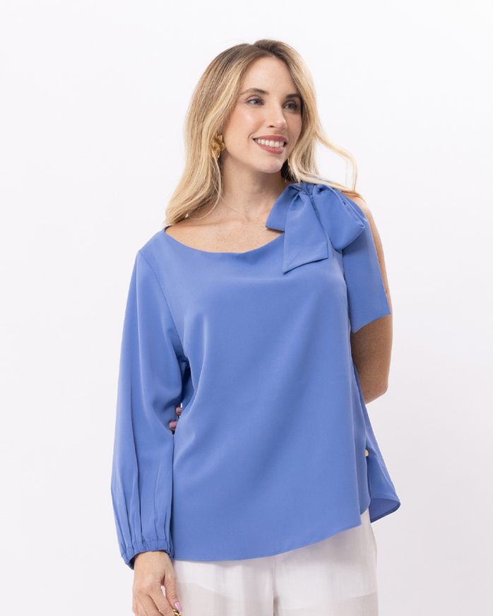 Blusa-Tecido-Manga-Unica-e-Alca-Laco-Azul