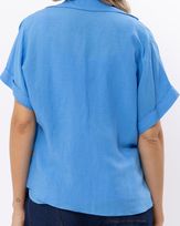 Camisa-Linho-Manga-Curta-com-Botoes-Personalizados-Azul-Ceu