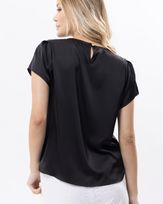 Blusa-Cetim-Mangas-com-Pregas-Preto-