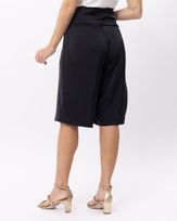Bermuda-Wide-Leg-Alfaiataria-Acetinada-Preto