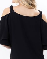 Blusa-Viscose-Alca-Trancado-Na-Argola-de-Resina-Preto