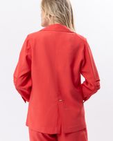 Blazer-Viscose-Alfaiataria-Mangas-com-Pregas-Vermelho