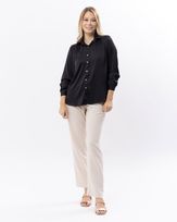 Camisa-Tecido-Acetinado-Manga-Longa-Preto