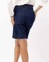 bermuda-utilitaria-jeans-pespontos-contrastantes-azul-dj42020724-03.jpg