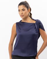 blusa-alfaiataria-acetinada-decote-assimetrico-com-pregas-marinho--bt50121124-01.jpg