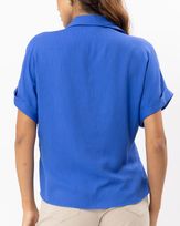 camisa-viscose-textura-com-botoes-personalizados-azul--it48001124-03.jpg