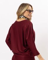 blusa-bolha-malha-gloss-manga-deslocada-vinho--bm41240624-03.jpg