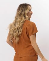 blusa-tecido-textura-manga-curta-com-pregas-cobre--bt50960125-03.jpg