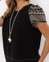 blusa-malga-gloss-mangas-chiffon-bordado-preto--bm51660225-02.jpg