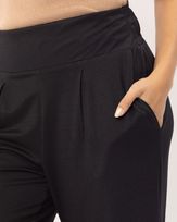 calca-pantalona-malha-gloss-com-pregas-preto--cm52620325-02.jpg