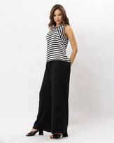 blusa-cavada-malha-canelada-listras-preto--bm52880325-02.jpg