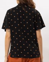 blusa-viscose-poas-gola-gravata-preto--bt52480225-03.jpg
