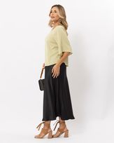 blusa-tecido-decote-canoa-transpassado-e-mangas-amplas-verde--bt51380125-02.jpg