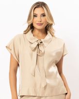 blusa-alfaiataria-gloss-gola-virada-com-faixa-amarula-bt52060225-01.jpg