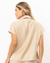 blusa-alfaiataria-gloss-gola-virada-com-faixa-amarula-bt52060225-03.jpg