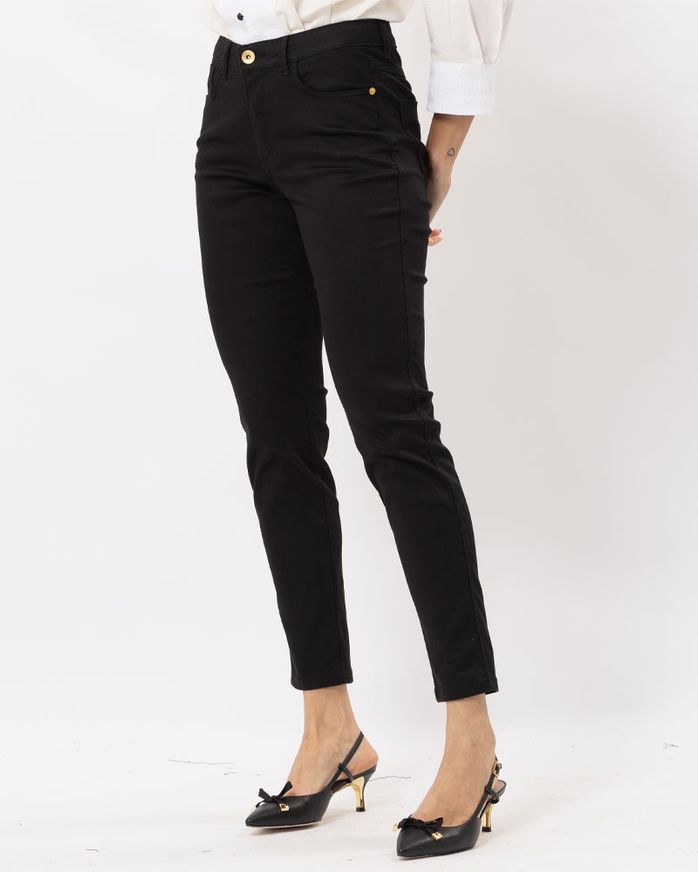 calca-skinny--tecido-preto--ct70740120-01.jpg