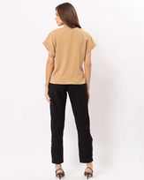 blusa-tecido-estampa-buque-de-flores-com-pedrarias-caramelo--bt53300325-03.jpg