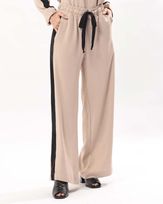 calca-reta-comfy-tecido-faixa-lateral-areia--ct52740325-01