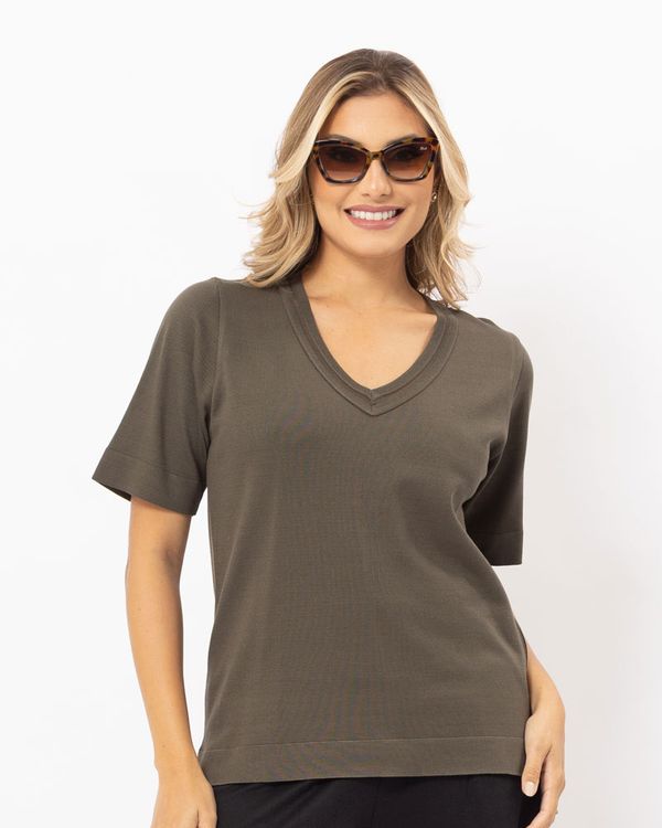 blusa-tricot-decote-v-verde-oliva-yb90011224-01