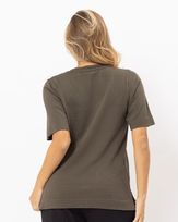 blusa-tricot-decote-v-verde-oliva-yb90011224-03