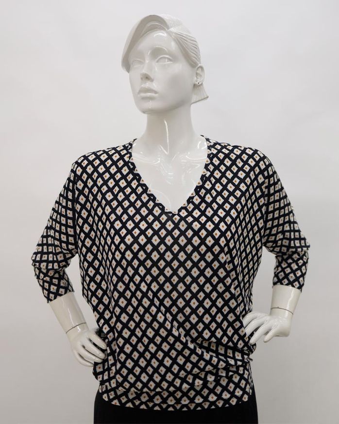 blusa-bolha-malha-jersey-estampada-decote-v-estampado--bm51520125-01