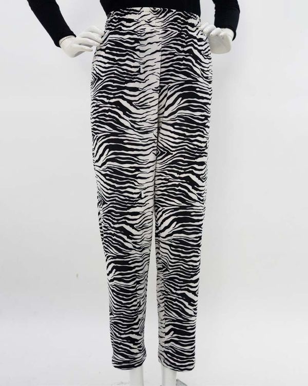 calca-comfy-malha-jersey-estampada-off-white-cm51540125-01