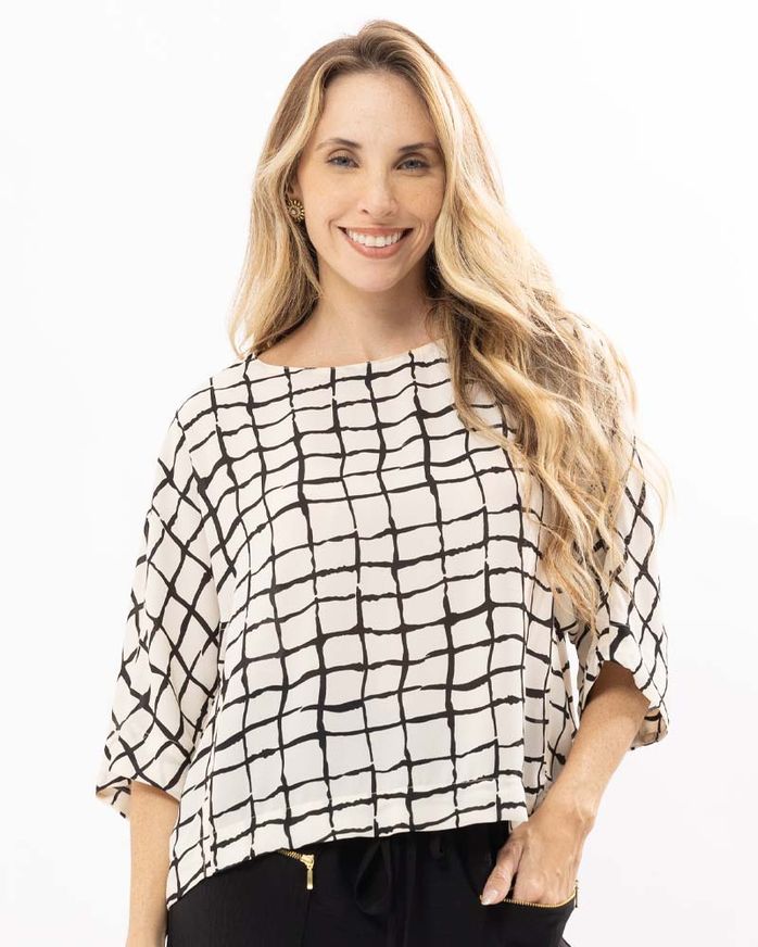 blusa-crepe-estampado-decote-canoa-off-white-bt54340525-01