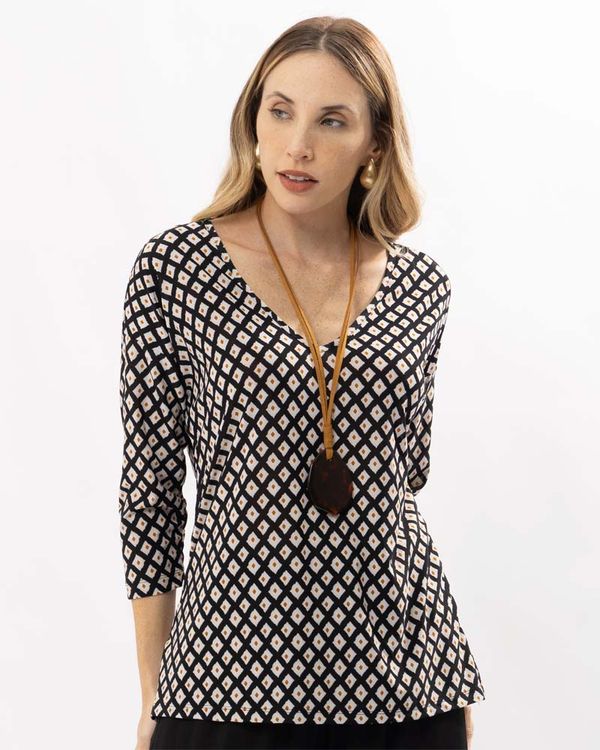 blusa-malha-estampada-manga-deslocada-ocre-bm44900824-01