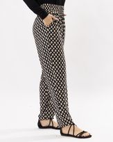 calca-comfy-malha-jersey-estampada-estampado--cm51540125-02
