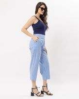 calca-cropped-reta-tricoline-listras-barra-com-prega-azul--ct53700425-02