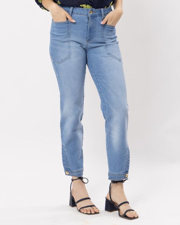 calca-reta-jeans-delave-botao-barra-azul--cj51200125-01