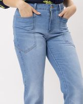 calca-reta-jeans-delave-botao-barra-azul--cj51200125-02