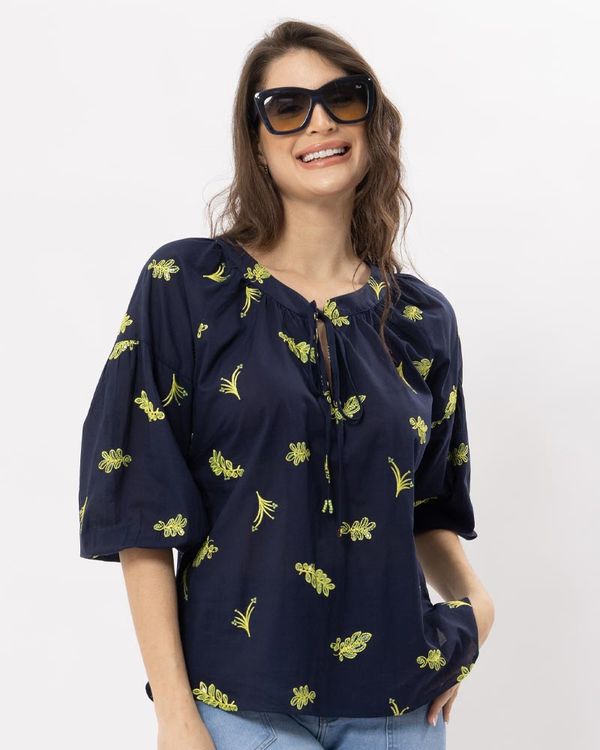 blusa-voil-bordado-folhas-mangas-franzidas-azul--bt54520525-01