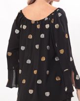 blusa-ombro-a-ombro-crepe-conchas-fio-metalic-preto--bt54280525-03