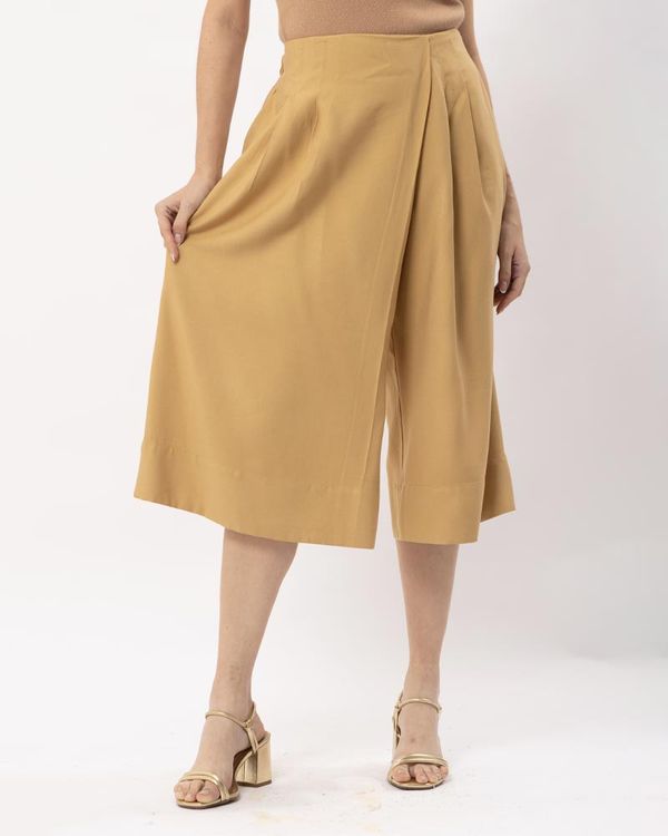 calca-saia-pantacourt-alfaiataria-twill-com-pregas-amarula-ct60140625-01