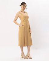 vestido-midi-evase-alfaiataria-twill-com-pregas-amarula-vt60180625-02