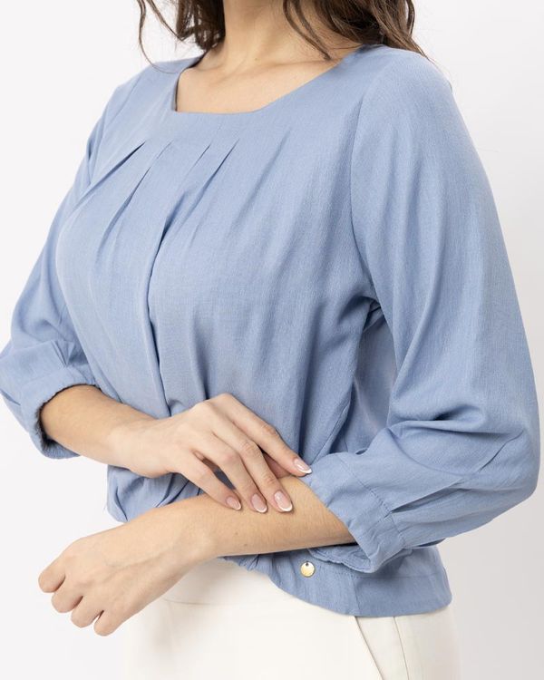 blusa-viscose-textura-pregas-decote-e-mangas-azul--bt60600625-01