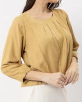 blusa-viscose-textura-pregas-decote-e-mangas-amarula-bt60600625-01