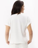 blusa-tecido-estampa-flor-co-aplicacoes-branco--bt60160625-03